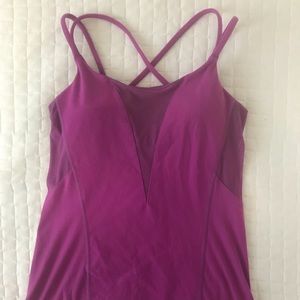 Lululemon tank